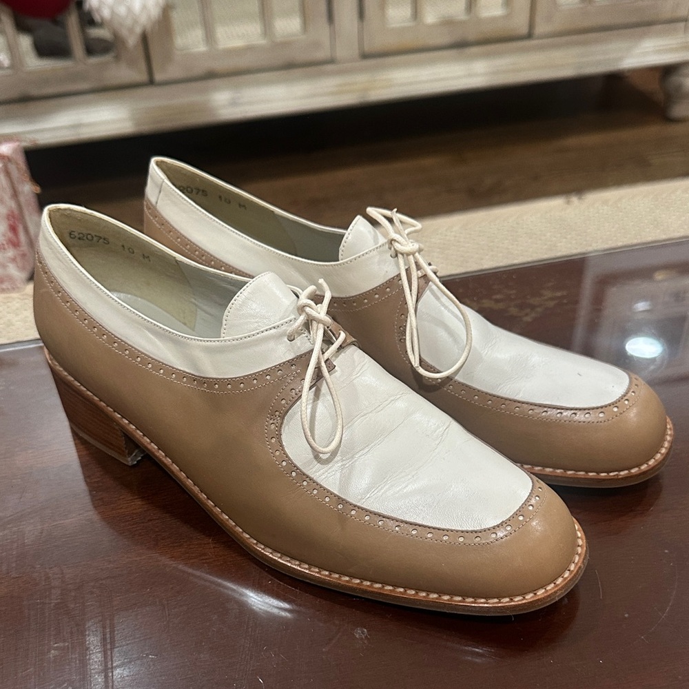 Stuart Weitzman Leather Loafer